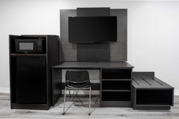 Motel 6 Anaheim - Convention Center image 25